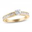 Diamond Engagement Ring 5/8 ct tw Round-cut 14K Yellow Gold