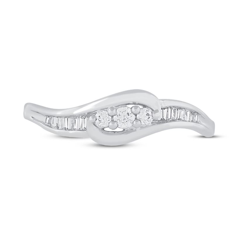 Diamond Anniversary Ring 1/6 ct tw Baguette/Round-cut 10K White Gold